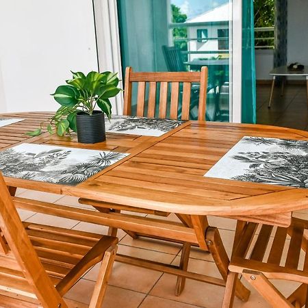 Charmant Appartement Aux Abymes Les Abymes Exterior foto